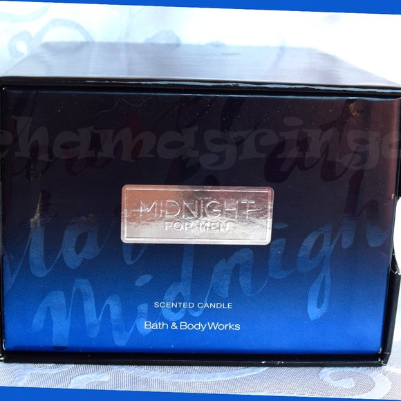 🦄 NEW Bath & and Body Works MIDNIGHT FOR MEN 3-wick CANDLE ~ rare! 🦄 💙🦄 - Picture 2 of 2